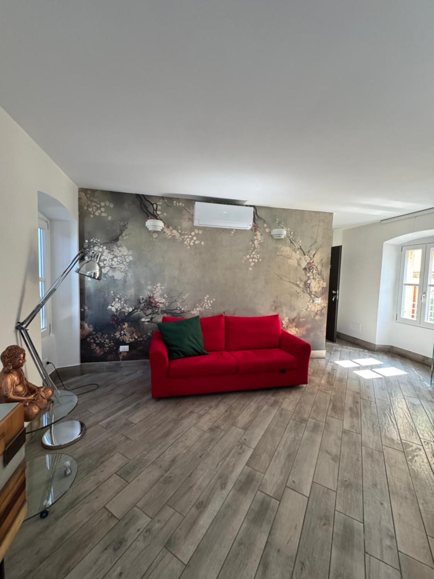Отель Relais Al Porto Пескьера-дель-Гарда Экстерьер фото